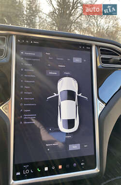 Лифтбек Tesla Model S 2016 в 