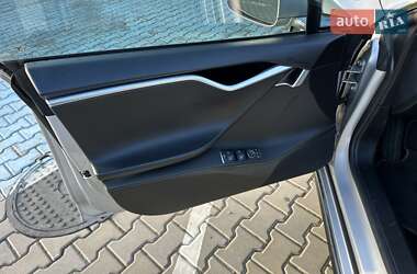 Лифтбек Tesla Model S 2014 в Киеве
