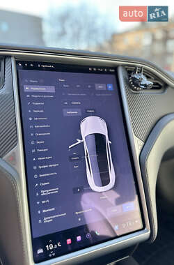 Лифтбек Tesla Model S 2018 в 