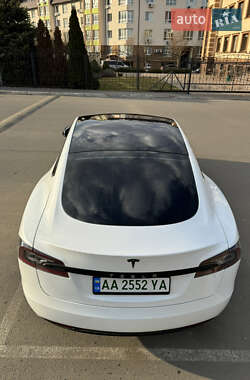 Ліфтбек Tesla Model S 2019 в 