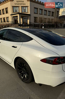 Ліфтбек Tesla Model S 2019 в 