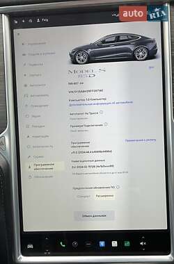Лифтбек Tesla Model S 2015 в 