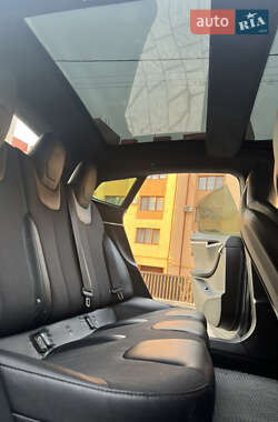 Ліфтбек Tesla Model S 2015 в 