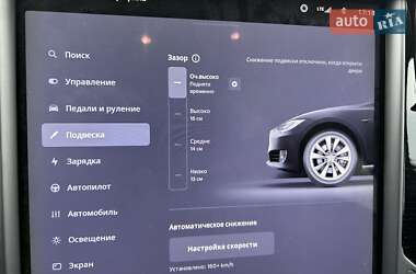 Седан Tesla Model S 2018 в 