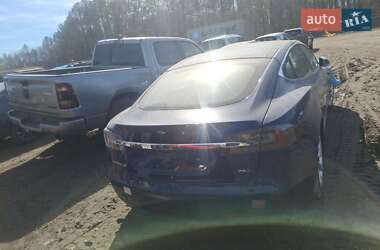 Ліфтбек Tesla Model S 2018 в 