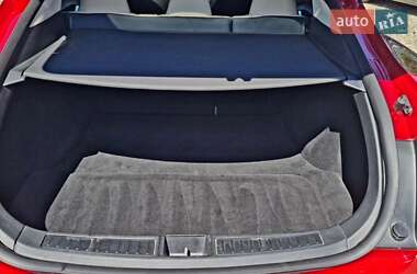 Лифтбек Tesla Model S 2017 в 