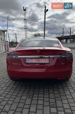 Лифтбек Tesla Model S 2017 в 
