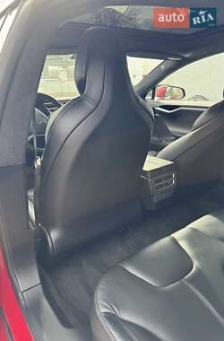Лифтбек Tesla Model S 2017 в 