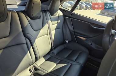 Лифтбек Tesla Model S 2019 в 