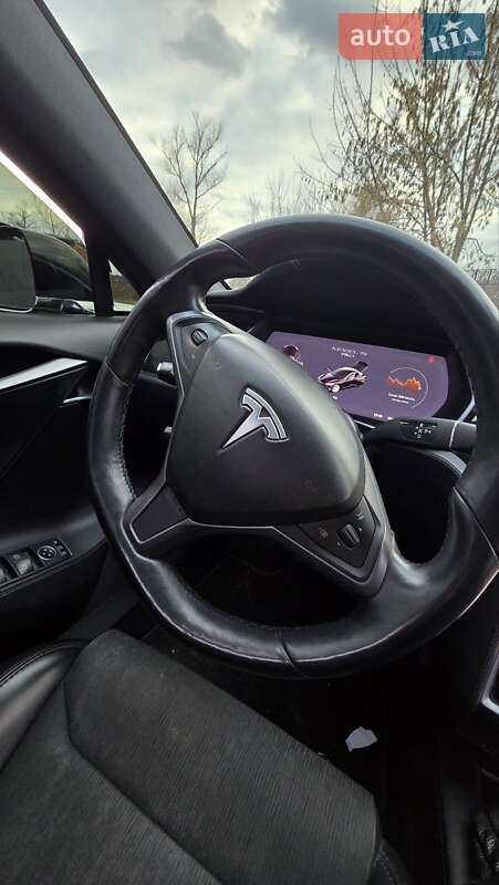Ліфтбек Tesla Model S 2018 в Чернігові