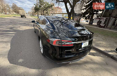 Ліфтбек Tesla Model S 2014 в 