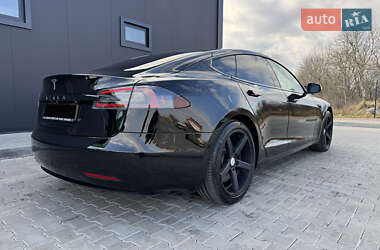Лифтбек Tesla Model S 2019 в 