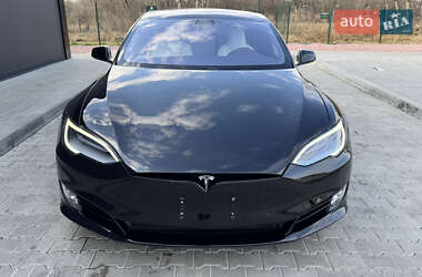 Лифтбек Tesla Model S 2019 в 