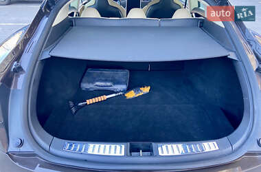 Лифтбек Tesla Model S 2012 в 