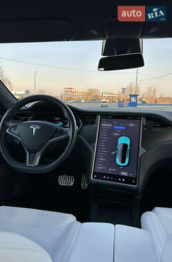 Лифтбек Tesla Model S 2018 в Киеве