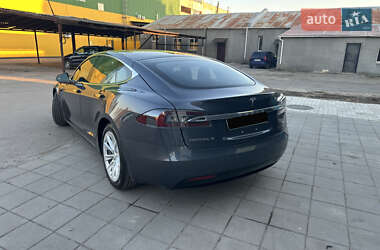 Лифтбек Tesla Model S 2018 в 