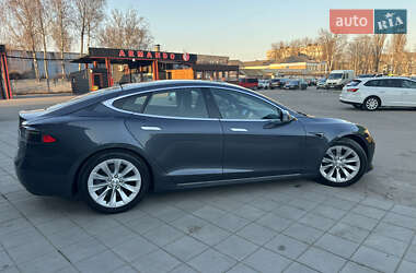 Лифтбек Tesla Model S 2018 в 