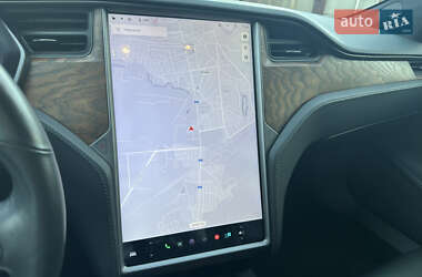 Лифтбек Tesla Model S 2018 в 