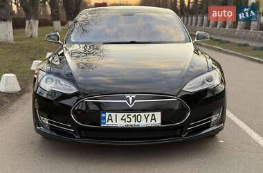 Лифтбек Tesla Model S 2012 в 