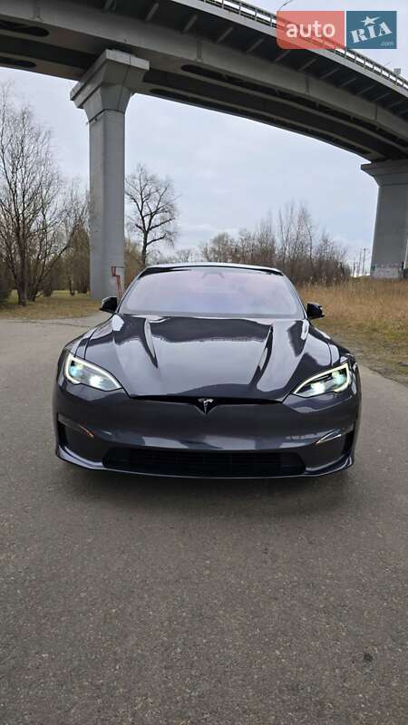 Лифтбек Tesla Model S 2021 в Киеве