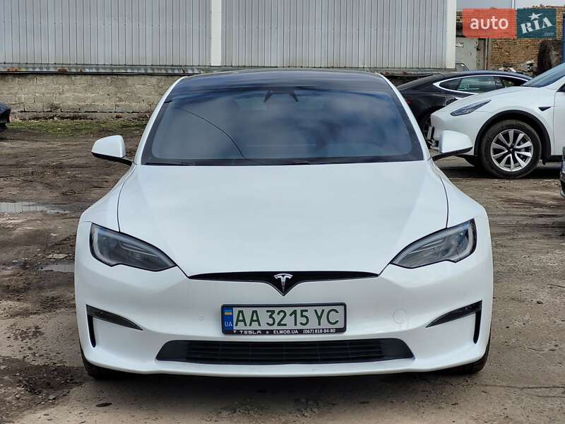 Лифтбек Tesla Model S 2022 в Киеве фото 3 Лифтбек Tesla Model S 2022 в Киеве