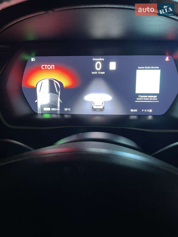 Лифтбек Tesla Model S 2015 в Киеве