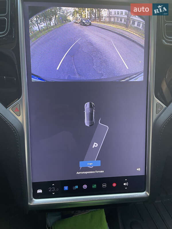 Ліфтбек Tesla Model S 2015 в Києві
