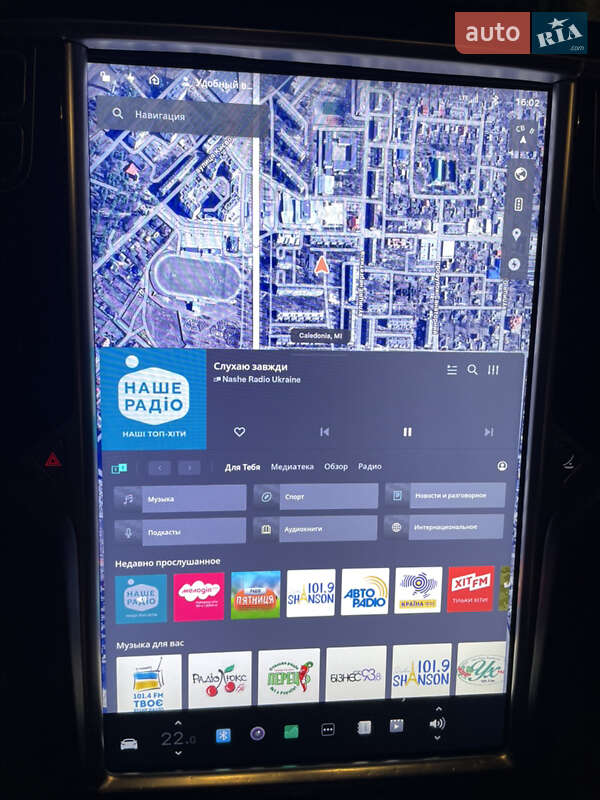 Лифтбек Tesla Model S 2015 в Киеве