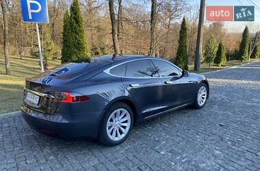 Лифтбек Tesla Model S 2016 в 