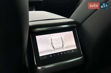 Лифтбек Tesla Model S 2021 в 