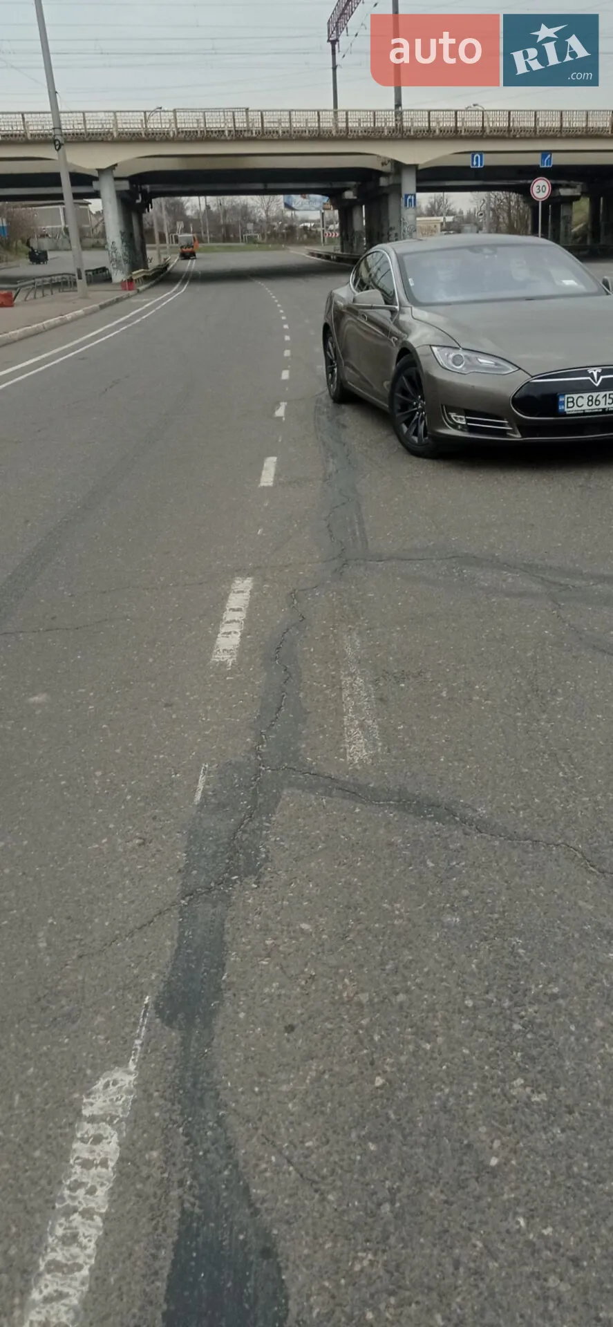 2016 Tesla Model S - мініатюра 3