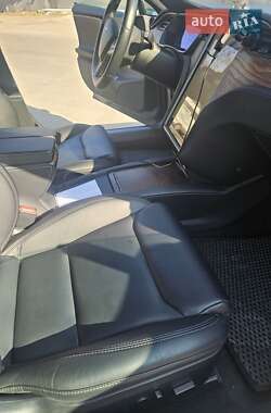 Лифтбек Tesla Model S 2020 в 