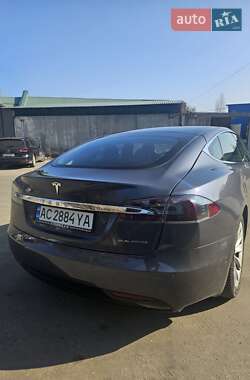 Лифтбек Tesla Model S 2020 в 