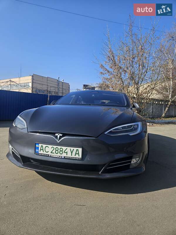 Ліфтбек Tesla Model S 2020 в Києві