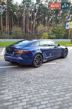 Ліфтбек Tesla Model S 2021 в 