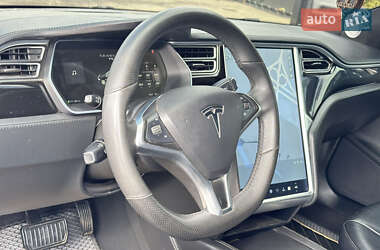 Лифтбек Tesla Model S 2014 в 