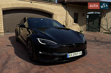 Лифтбек Tesla Model S 2022 в 