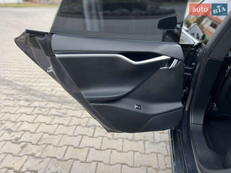 Лифтбек Tesla Model S 2014 в Одессе