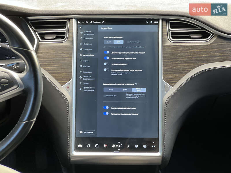 Лифтбек Tesla Model S 2014 в Одессе