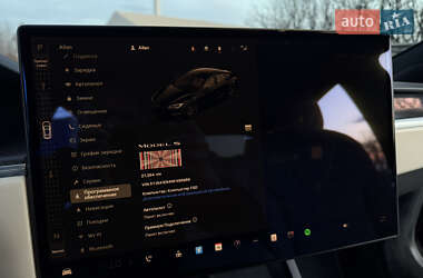 Лифтбек Tesla Model S 2022 в 