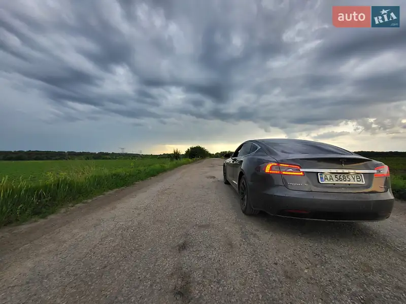 Tesla Model S 2017 VIN 5YJSA1E20HF189932 фото оголошення 6 з 34