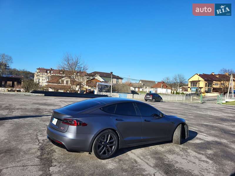 Ліфтбек Tesla Model S 2022 в Обухові