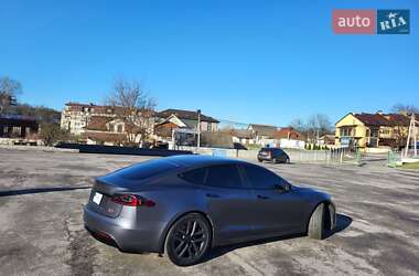 Лифтбек Tesla Model S 2022 в 