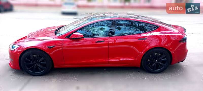 Лифтбек Tesla Model S 2021 в Одессе