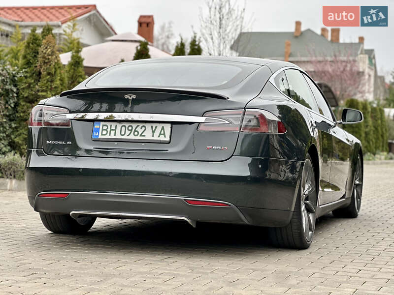 Лифтбек Tesla Model S 2014 в Одессе