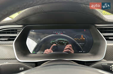 Лифтбек Tesla Model S 2014 в 