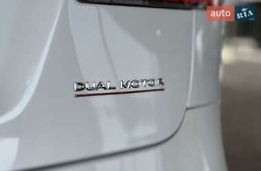 Лифтбек Tesla Model S 2020 в 