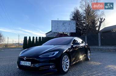 Лифтбек Tesla Model S 2018 в 