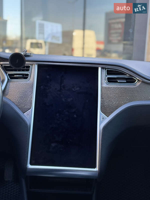 Ліфтбек Tesla Model S 2012 в Києві