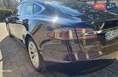 Лифтбек Tesla Model S 2017 в 